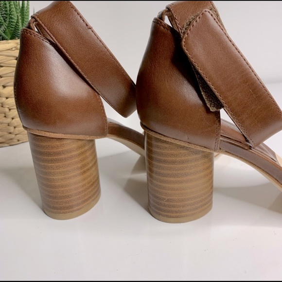 Jeffrey Campbell Purdy Heels - Picture 3 of 7